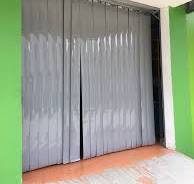 Rèm nhựa ngăn lạnh màu ghi xám